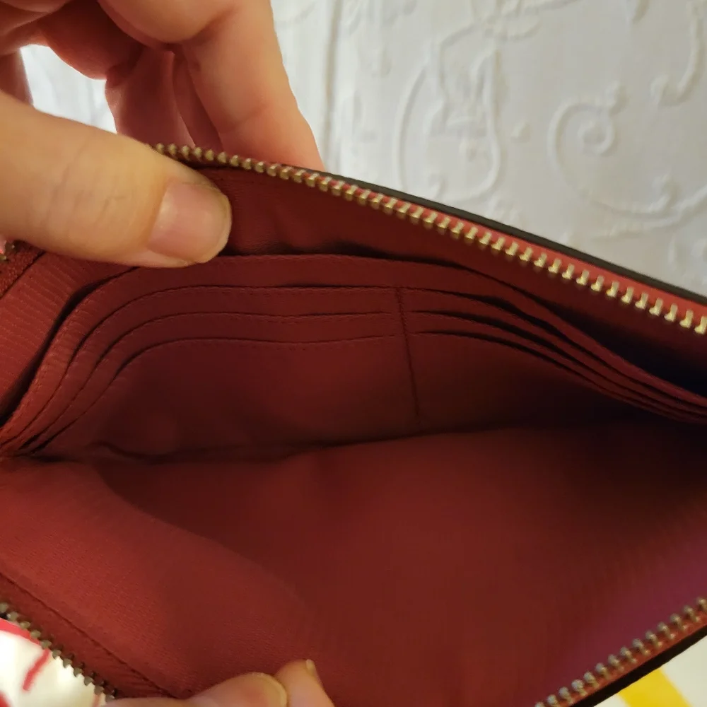 Coach fuchsia Pebble leather large zip wristlet. - Picture 5 of 5